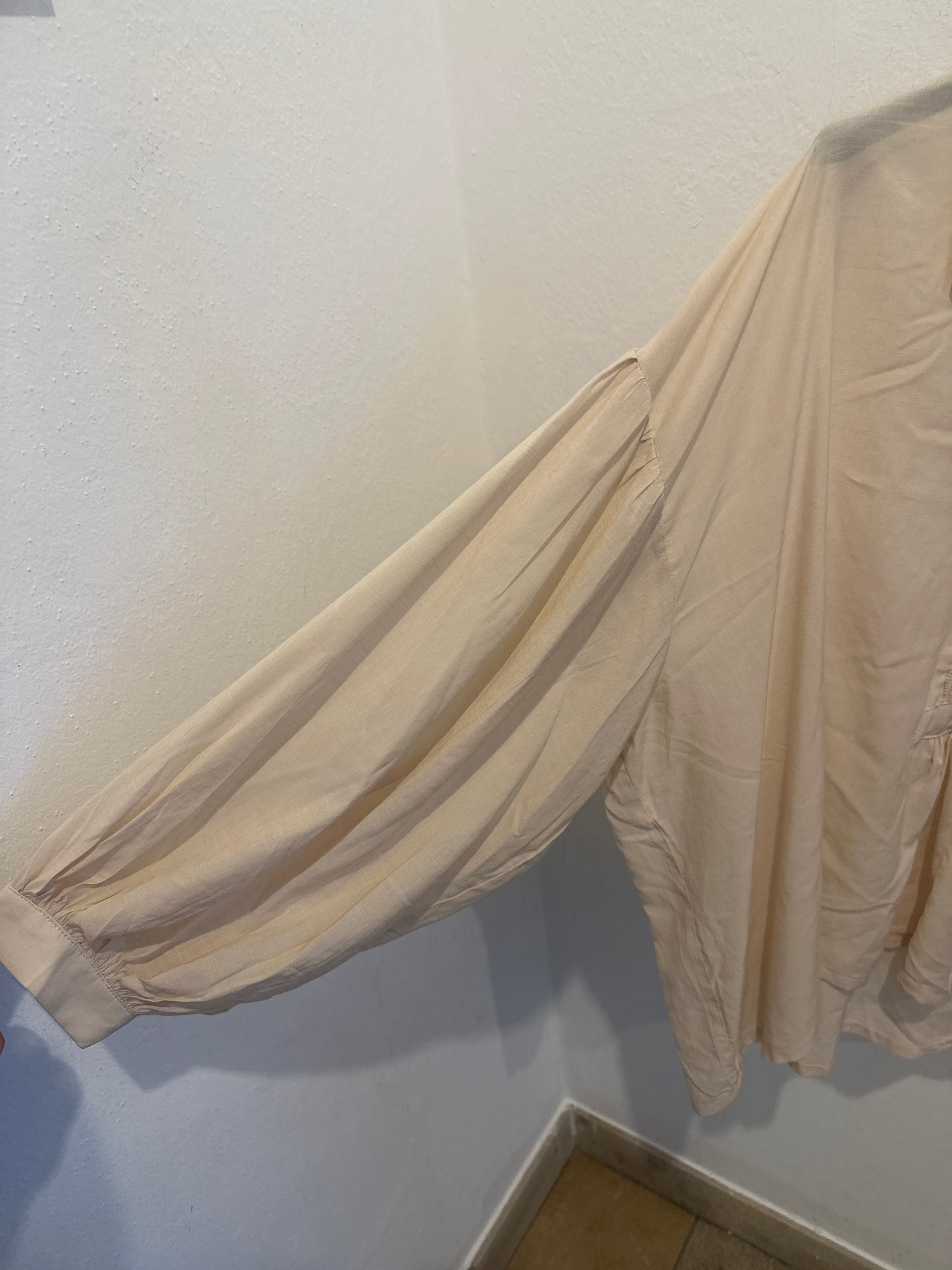 Bluse mit Kragendetail
