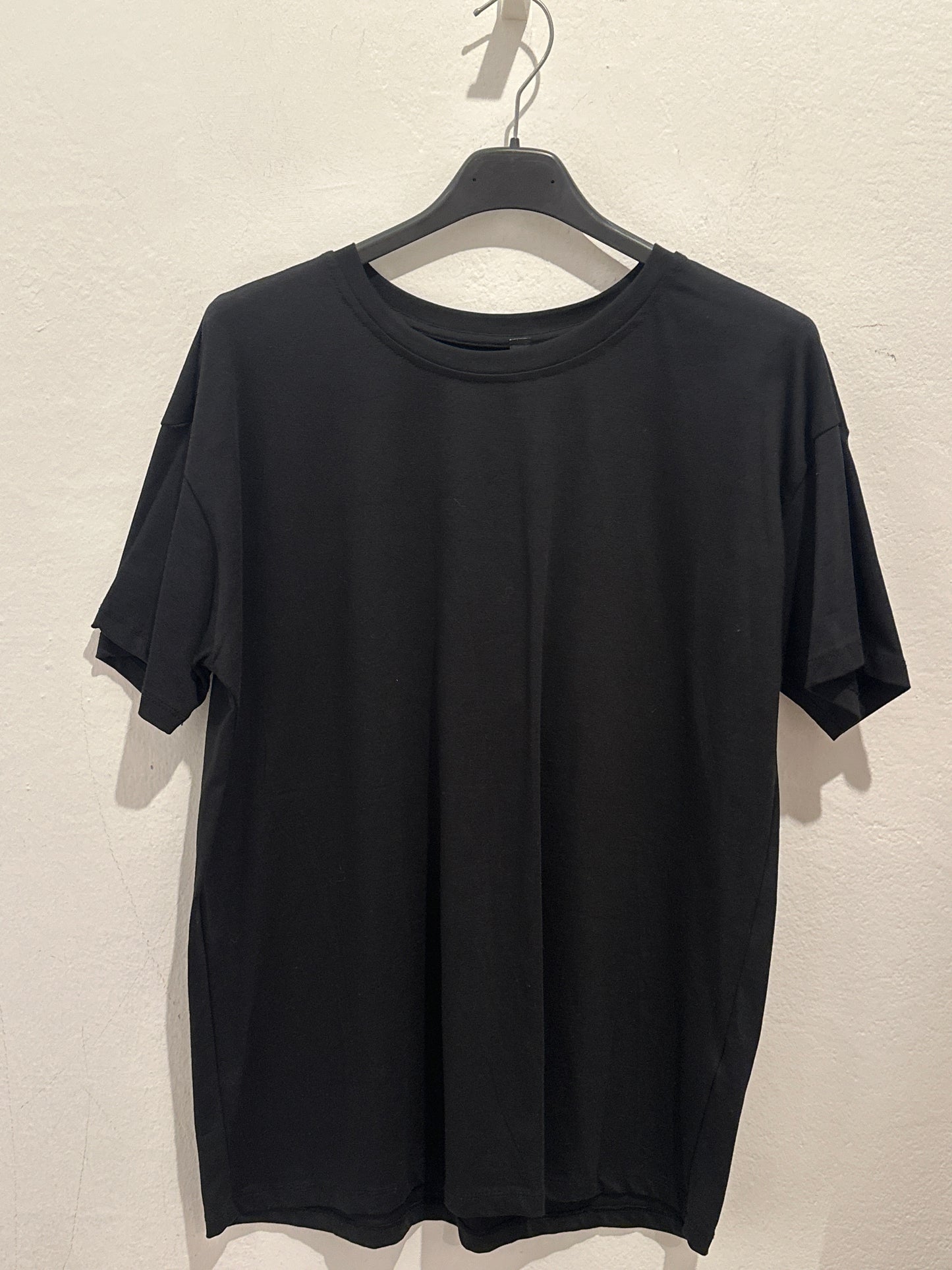 Basic T-Shirt