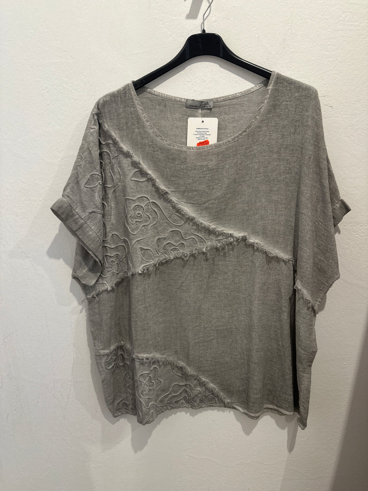 Shirt mit Blumendetail