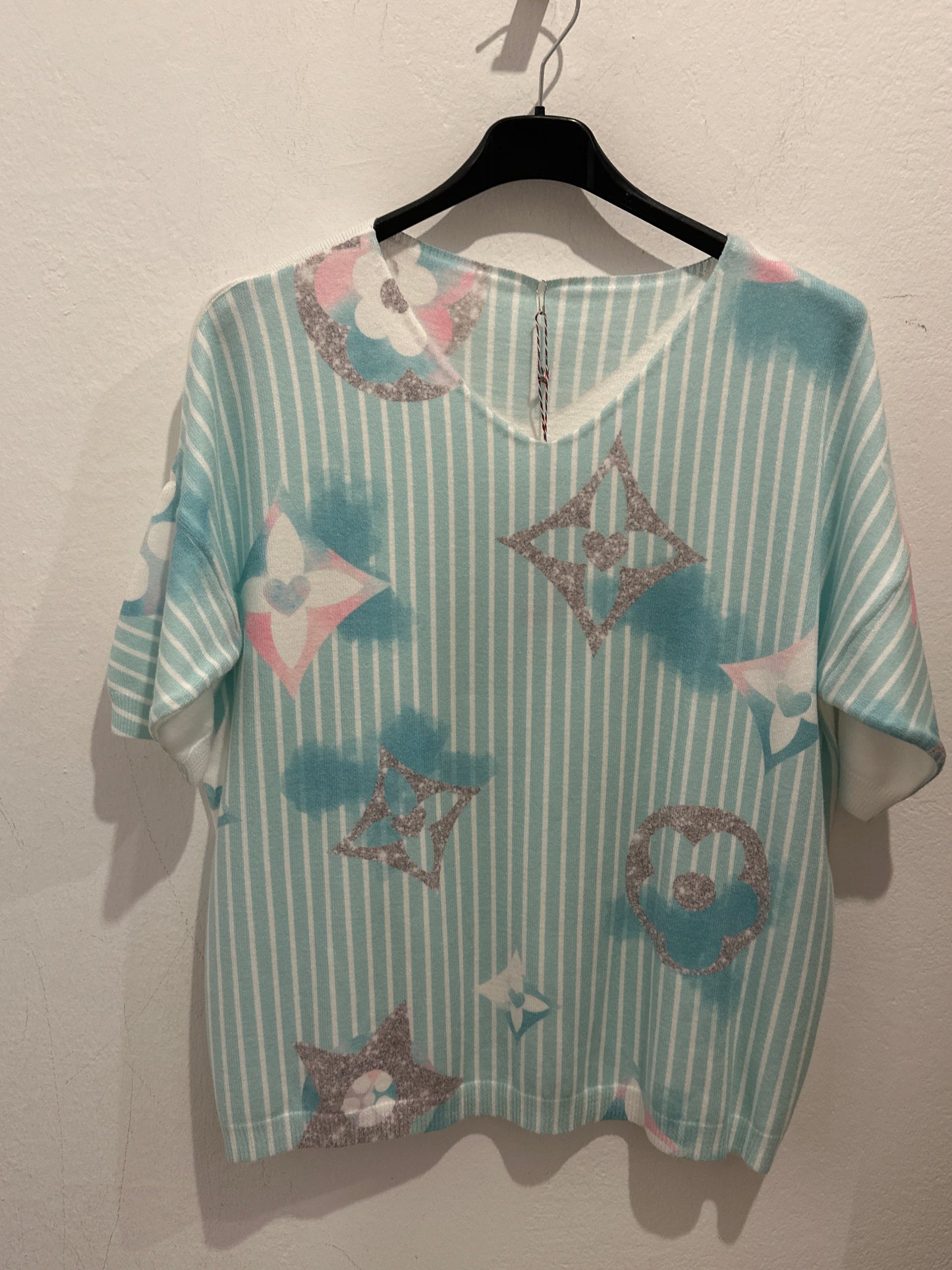 Shirt längsgestreift mit Muster