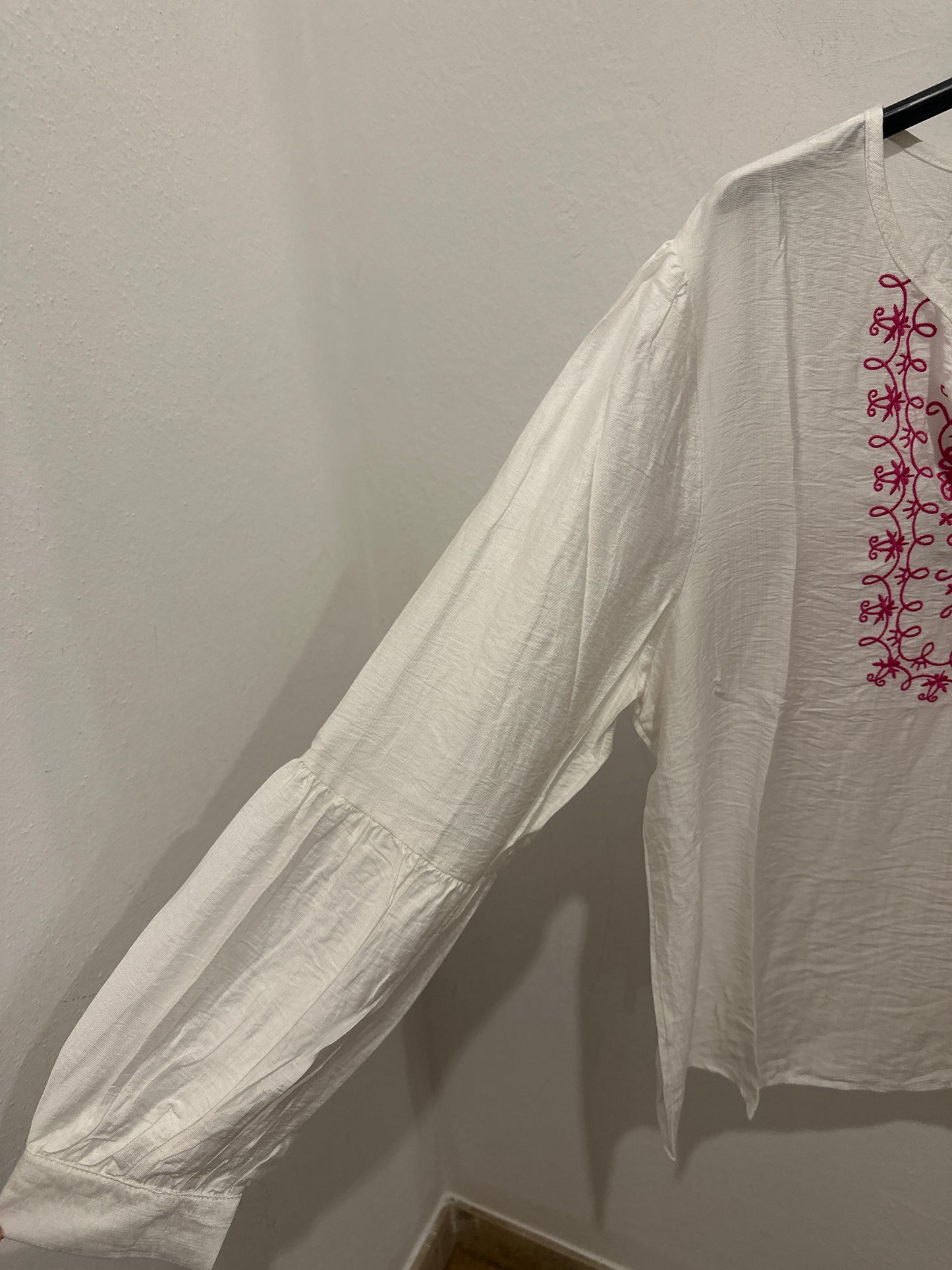 Bluse mit Rosenmuster