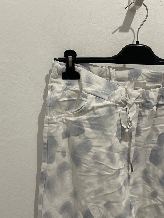 Hose mit Schnürbund Muster