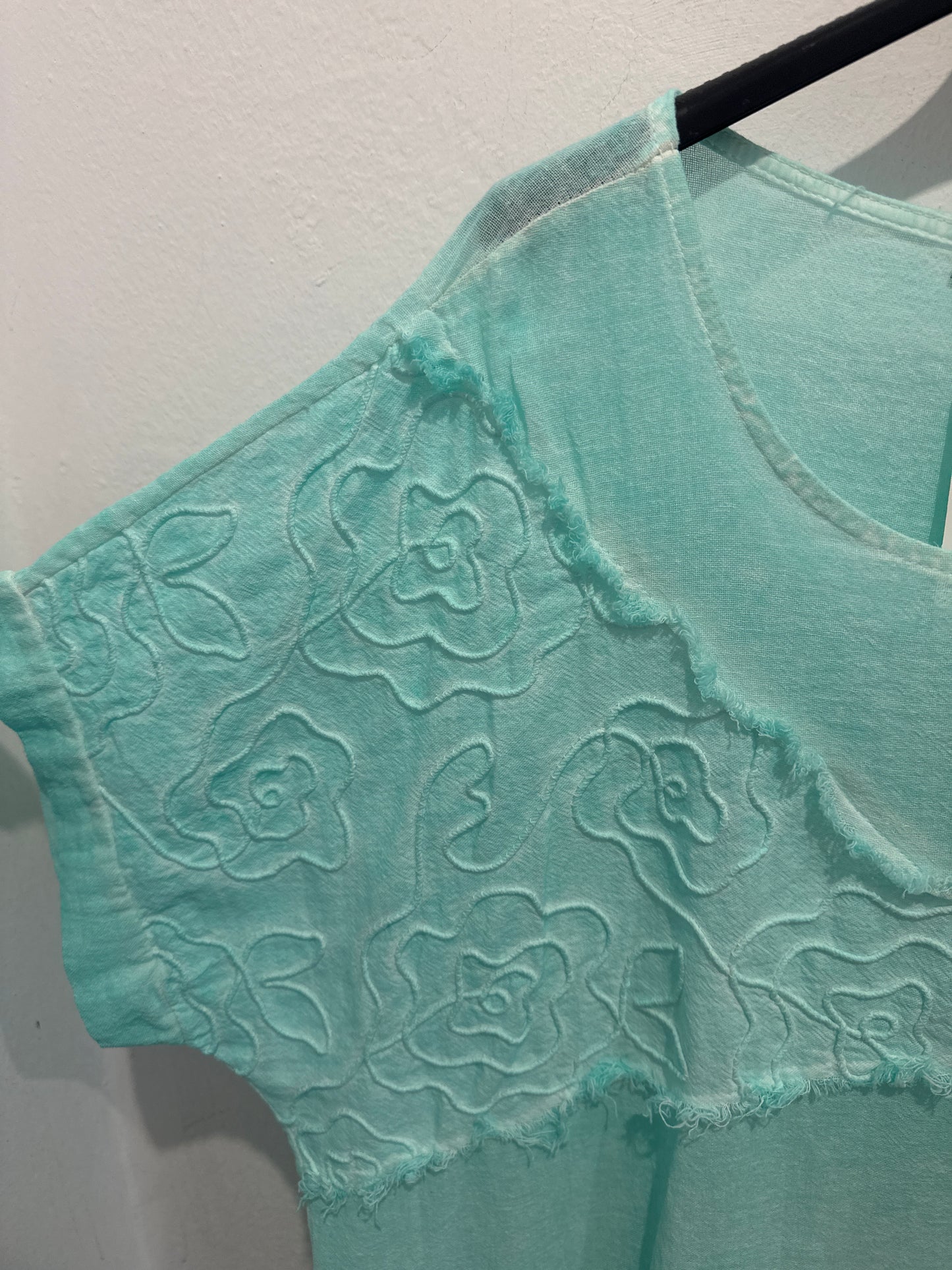 Shirt mit Blumendetail