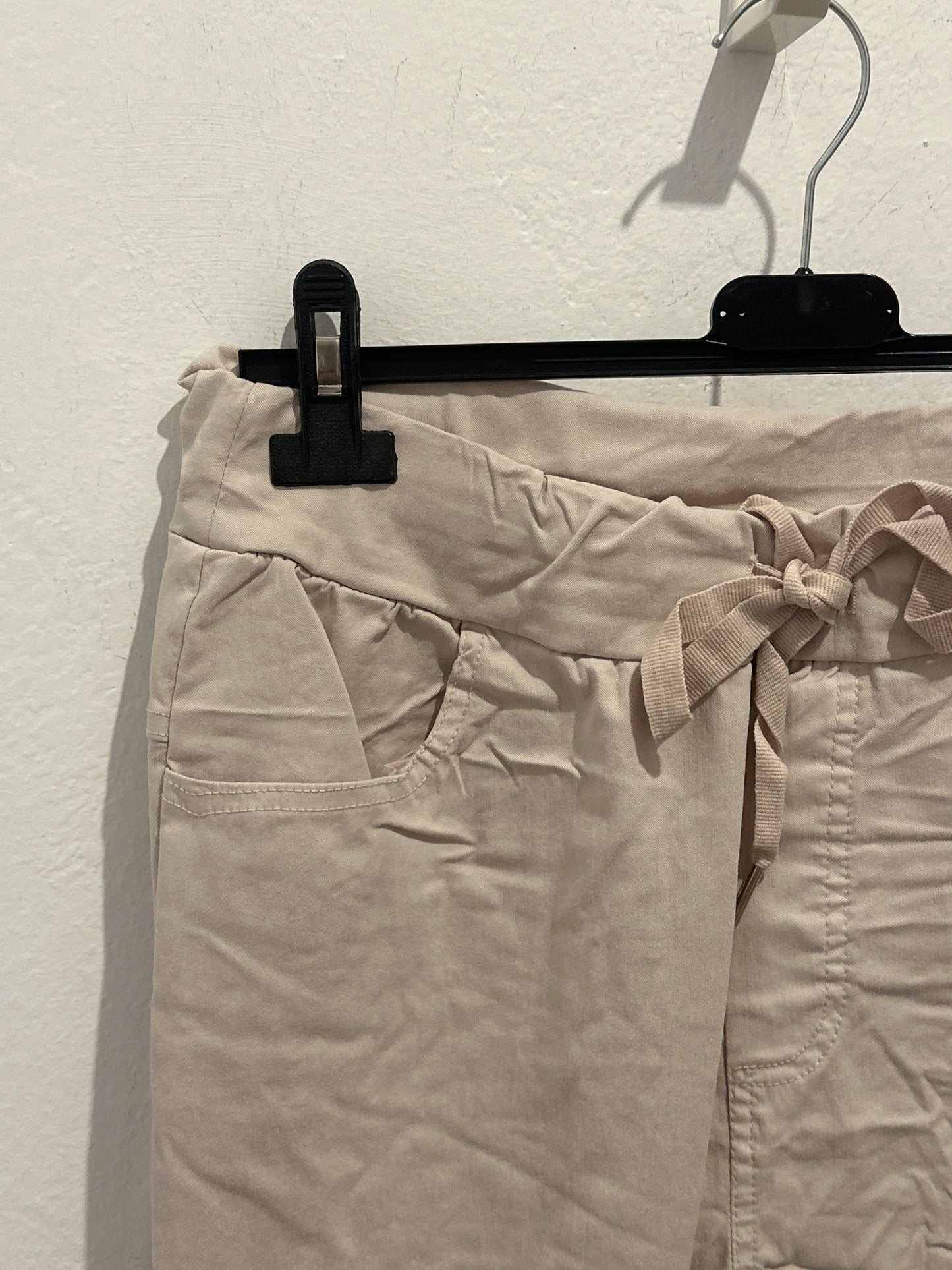 Hose mit Schnürbund