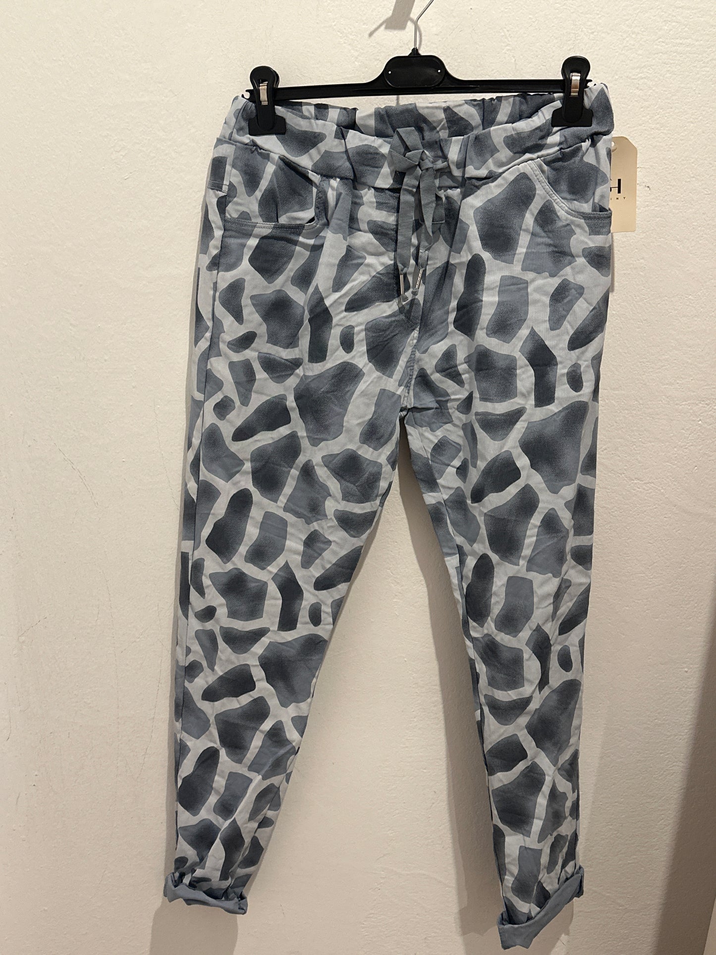 Hose mit Schnürbund Muster