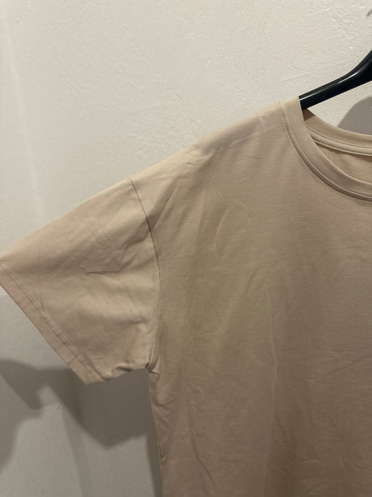Basic T-Shirt