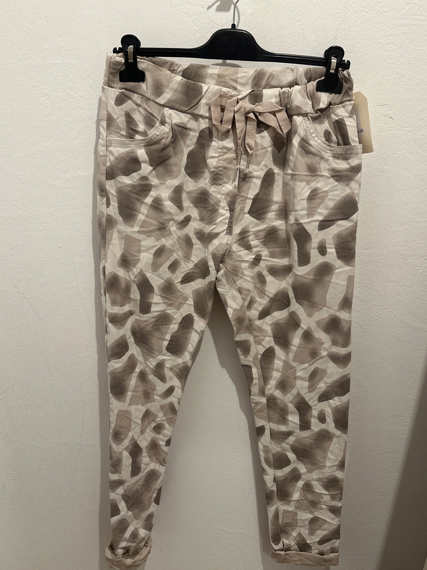 Hose mit Schnürbund Muster